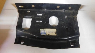 NOS 1964 FORD GALAXIE OR COUNTRY SQUIRE HOOD LATCH SUPPORT TOP BRACKET C4AZ16707 - Image 1 of 4