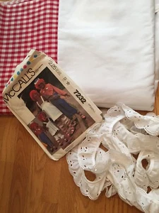McCalls Vintage 7232 Small And fabric Raggedy Ann and Andy - Imagen 1 de 2
