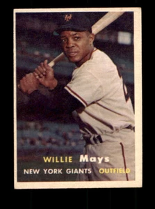 Willie Mays 1957 Topps #10 - EX-MT - Imagen 1 de 2