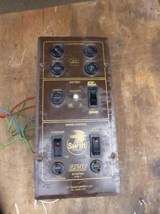 Swift caravan control board & leisure battery charger Symphony systems Type T - Picture 1 of 3