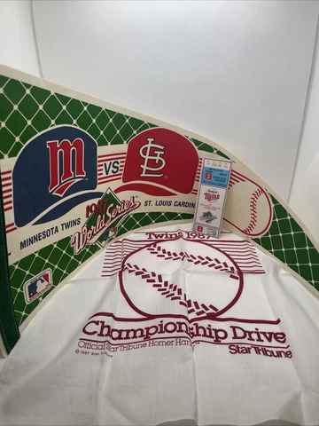 Minnesota Twins 1987 World Series Homer Hanky, Pennant, WS Ticket Stub Vintage Cover