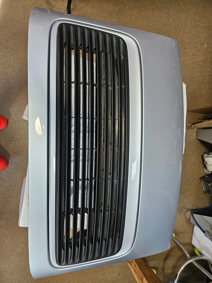 Porsche 911/993 1996 Bonnett completo con alerón solo 3900 millas plata polar Foto 1 de 1