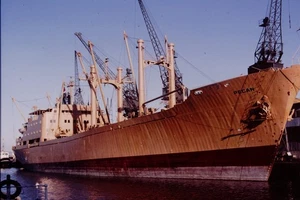 Pecan Shipping Ship Boat 35mm Original Slide Ref 2086 - Picture 1 of 1