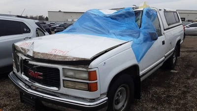 1998 GMC Sierra 2500 Automatic Transmission OEM 143K Miles - LKQ441282384 - Image 1 of 4