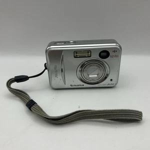 Fujifilm FinePix A345 4.1MP Digital Camera - Silver Spares & Repairs - Picture 1 of 6