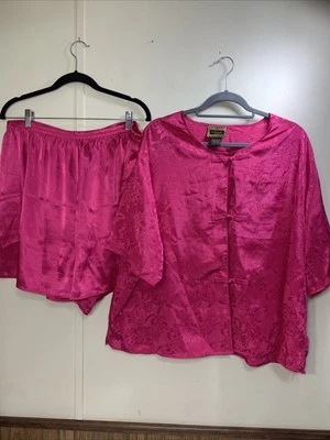 Conjunto de pijama satinado para mujer talla 22/24 top y pantalones cortos estilo inspiración asiática solange Foto 1 de 4