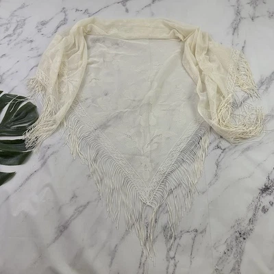 Womens Vintage 90s Lace Crochet Wrap Shawl Scarf Cream Floral Fringe Boho - Image 1 of 4