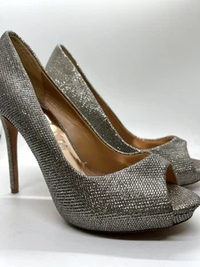 Badgley Mischka Peep Toe Metallic Stiletto Heels Pumps Gold Silver Size 7.5M - Picture 1 of 9