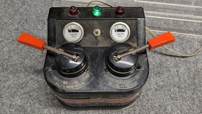 American Flyer 30B 300 Watt Dual Track Transformer with Volt Meter - Tested - Image 1 of 4