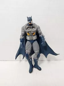 DC Comics Jim Lee's Hush Stealth Jumper Batman Modellino Spedizione Gratuita - Foto 1 di 6
