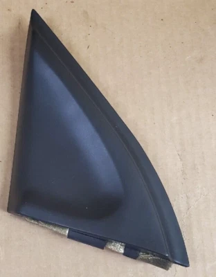 98-01 Nissan Altima Front Left Driver Side Interior Door Corner Cover 802939E000 - Image 1 of 3