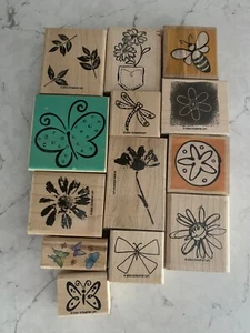 Lote 13 estampillas de goma montadas en madera artesanales flores y temas de mariposas - Imagen 1 de 2