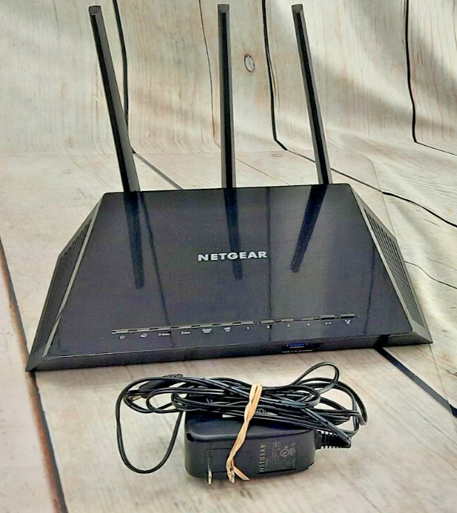 Router NETGEAR Nighthawk AC2600 R7450 Smart Wi-Fi Gaming Router TESTED & WORKS. - Image 1 of 4