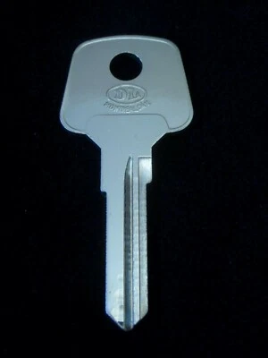 Chave de ignição WB1 TRIUMPH 1973-1974 SPITFIRE & TR6 em branco, também ALGUNS Jaguar - Imagem 1 de 4