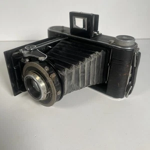 Vintage Kodak Six-20 Brownie Special Film Camera Untested - Picture 1 of 15