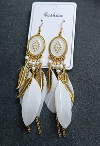 Böhmische Ohrringe Vintage Retro Frauen/Mädchen Boho oval Feder weiß - Bild 1 von 4
