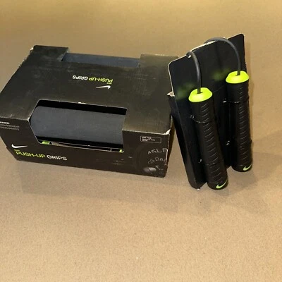 Nike Paquete Empuñaduras Push-up y Cuerda Pesada Deportes Salto Ajustable .5 LB 9' Foto 1 de 4