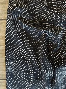 Beyond Yoga Womens Leggings Black Dot Mid Rise Waist Full Length USA S - Picture 1 of 7