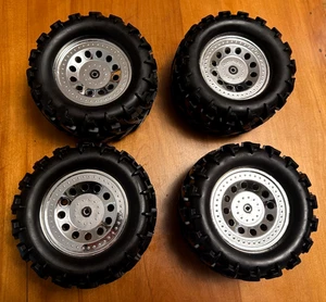 Redcat Racing Ground Pounder Solid Axle Truck Used Tires Wheels Set 1/10 RC - Picture 1 of 4