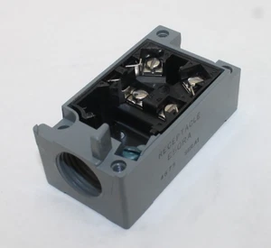 Presa interruttore di limite Cutler-Hammer E50RA - Foto 1 di 8
