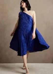 Banana Republic Sz M Radiant One Shoulder Dress Blue Pleated Flowers Accordian - Picture 1 of 22