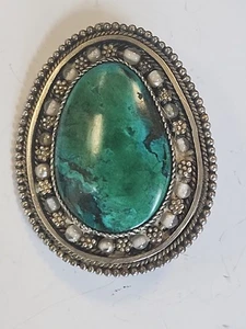 VINTAGE ANSTECKNADEL/ANHÄNGER MIT SCHÖNEM OVALEN GRÜNEN STEIN - Bild 1 von 4