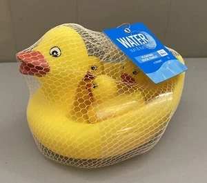Baby Yellow Floating Duck Family Bath Water Toy 4 Pieces Water Fun Ages 6M+ NEW - Picture 1 of 5