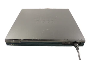 CISCO 2901 CISCO2901/K9 V06 Integrated Services Router w/ VWIC3-2MFT-T1/E1 - Picture 1 of 6