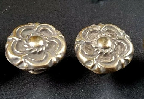 2  Antique Vintage Style French Provincial Brass Floral Knobs Pulls Handles #K19 Cover