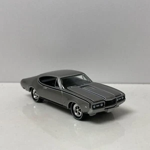 68 Hurst Oldsmobile Cutlass 442 1968 coleccionable escala 1/64 modelo diecast - Imagen 1 de 5
