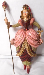 The Bon-Ton 6" Queen Nutcracker Suite Resin Molded Figurine Ornament w Scepter - Picture 1 of 9