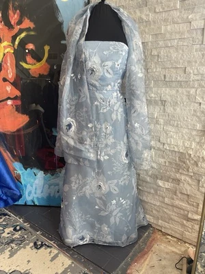 Vestido de baile Kay Unger azul floral con cuentas sin tirantes talla 6 chal  Foto 1 de 4