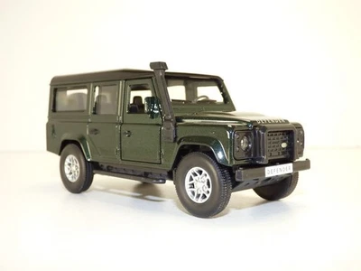LAND ROVER DEFENDER 110 vert 1/36 Galway green - Immagine 1 di 4