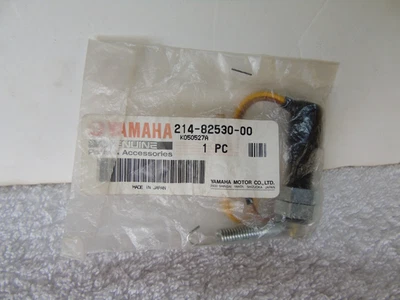Interruptor de parada de luz de freno Yamaha RT1 RT2 RT3 DT1 ST2 DT3 nuevo OEM 214-82530-00 Foto 1 de 3