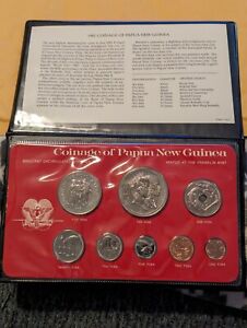 1982 PAPUA NEW GUINEA 8 COIN LIMITED EDITION SET W/CASE RARE SET (QUEENS VISIT)