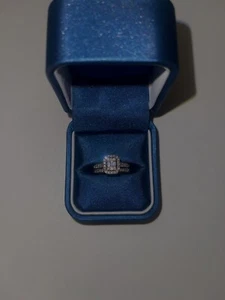 9ct Gold Baguette Diamond Bridal Set - Picture 1 of 2