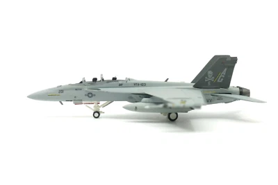 Hogan Wings 6214,  F/A-18F, US Navy VFA-103 "Jolly Rogers", AG 201 Bureau, 1:200 - Image 1 of 4