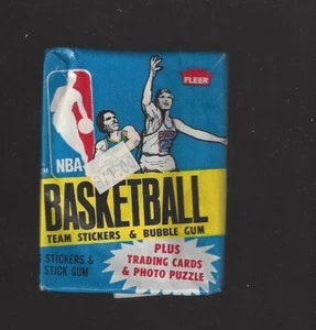 Paquete de cera pegatinas del equipo de baloncesto Fleer 1980-81 sin abrir - Imagen 1 de 1
