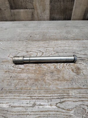 08 06-09 Yamaha YZF-R6S R6S 2008 montaje en llanta eje perno  Foto 1 de 4