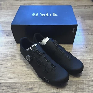 *BNIB* Fizik Decos Carbon Black Road Cycling Shoes Size 44 - Picture 1 of 11