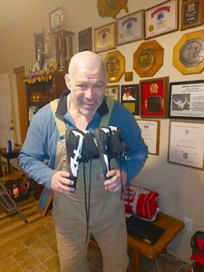 Olympic Champion Mark Schultz Wrestling Shoes - Picture 1 of 6