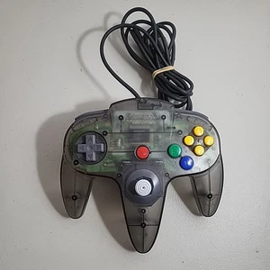 Controlador Nintendo 64 N64 Funtastic Gris Humo OEM Auténtico Palo Apretado - Imagen 1 de 4