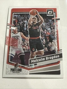 2023-24 Panini Donruss Optic - Malcolm Brogdon #75 - Picture 1 of 2
