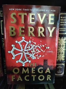 Omega Factor (NICHOLAS LEE#1)_STEVE BERRY_HCDJ_1ST EDITION_ 2022_Like New  - Picture 1 of 12
