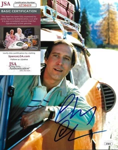 Foto firmada autografiada por Chevy Chase (vacaciones de Navidad) 8x10 certificado de autenticidad JSA AT30419 - Imagen 1 de 1