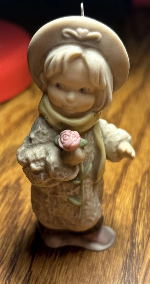 1996 Enesco Pretty As A Picture A Red Rose Is For Love Figurine Kim Anderson  - Image 1 of 4