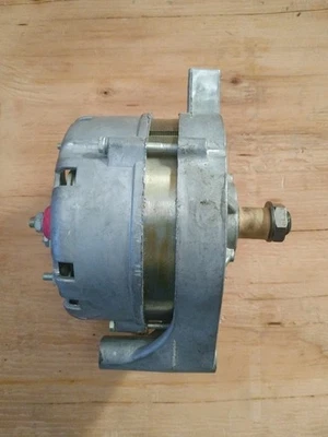  NEW FORD MOTORCRAFT ALTERNATOR #7058 FORD #D30F-10300-BA OEM - Image 1 of 4