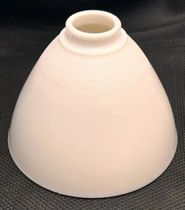 "Antorcha de vidrio esmerilado vintage de 8"" con luz ascendente pantalla acanalada borde de clavo" - Imagen 1 de 7