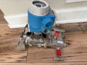 ENDRESS & HAUSER PMD235-WB4H9EH1B TRANSMITTER 2320 PSI SERIAL NUMBER: 4C00017150 - Picture 1 of 6