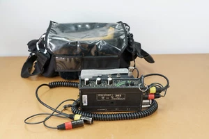 Sound Devices 302 Stereo 3 Kanal Mischer, V-Mount Platte, Hinterband-Kabel - Bild 1 von 12